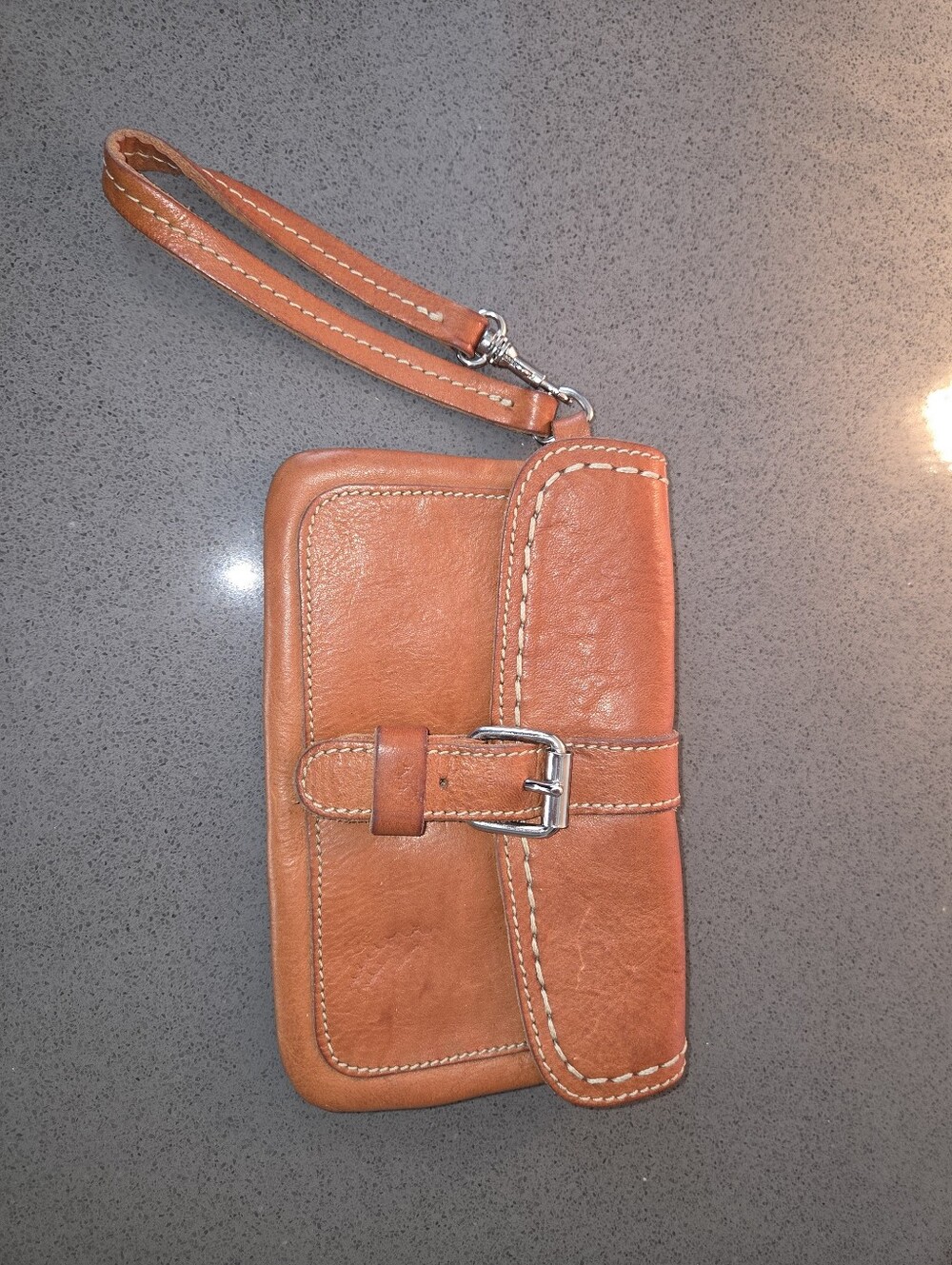 Roots Rustic Wristlet Leather